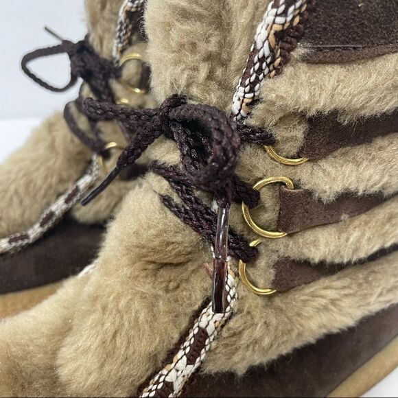 Quoddy Brown Suede Faux Fur Wool Lined Lace Up Moccasin Boots - Picture 4 of 15
